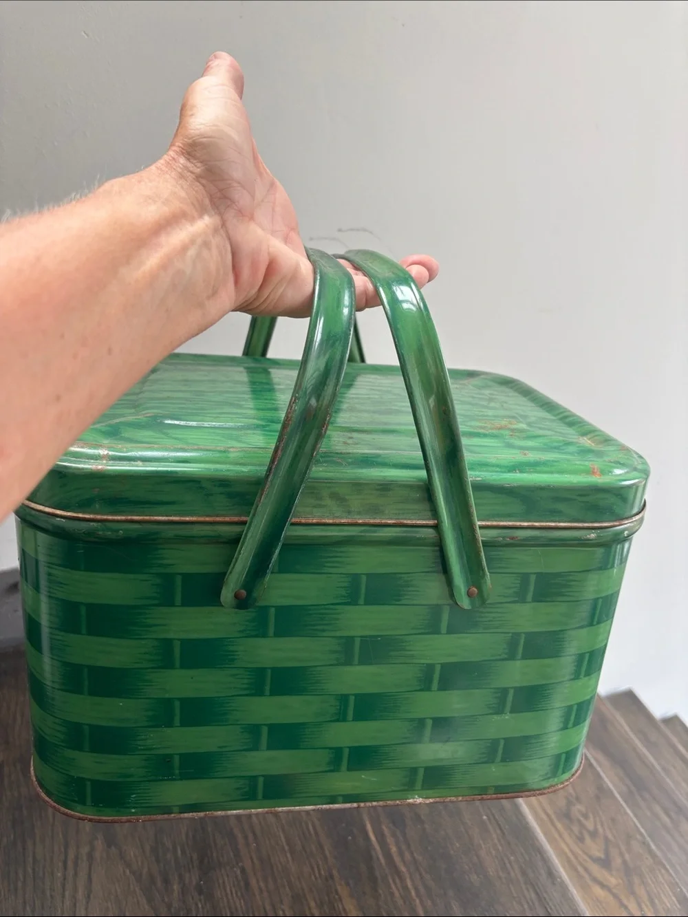 Vintage tin lithograph basket, green faux basket design, handles, hinged lid